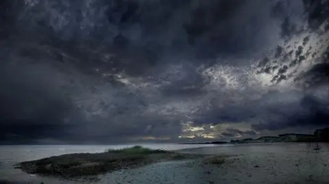 "W burzy z baranka rodzi się bestia"