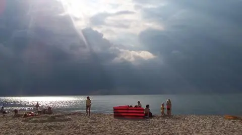 W czwartek odradzamy pobyt na plaży
