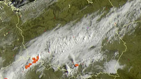 Wyładowania atmosferyczne w Polsce. Stan na godz. 8.35