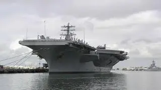 Lotniskowiec USS Nimitz