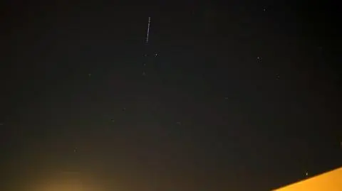 Satelity Starlink przetną niebo
