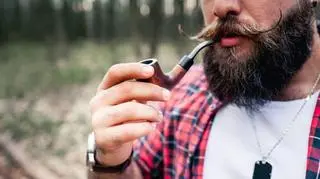 Obecnie modne wśród mężczyzn jest posiadanie brody