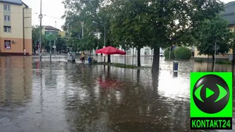 Ulewny deszcz doprowadził do licznych podtopień