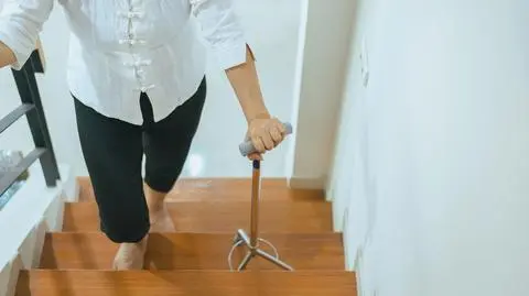 Chodzenie po schodach to dobry trening 