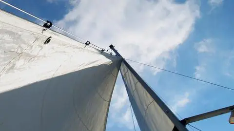 W Grecji i Chorwacji szukaj cienia pod żaglami