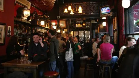 Nadmierne picie, sarkazm i brzydka pogoda