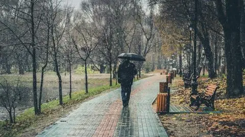 Będzie padał deszcz, a miejscami deszcz ze śniegiem