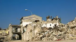 Trzęsienie ziemi w 2009 r. zniszczyło centrum L'Aquili