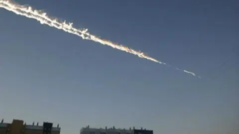 Planetoida przelatująca nad Czelabińskiem 