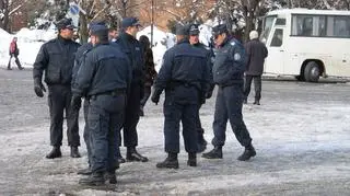Śnieg zaskoczył również bułgarskich policjantów