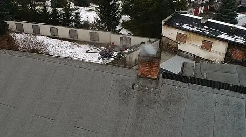 "Wąchający" dron w akcji. Podniebny pomocnik strażników sprawdza, czym palimy