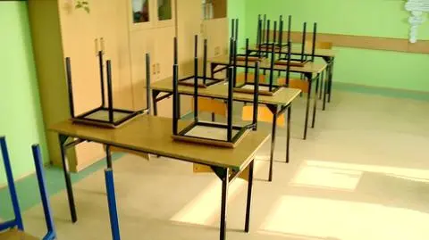 Mróz odwołał lekcje. Puste ławki w kilku mazurskich szkołach