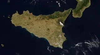 Etna w 2011 roku często się uaktywnia