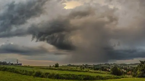 Pojawią się burze z gradem
