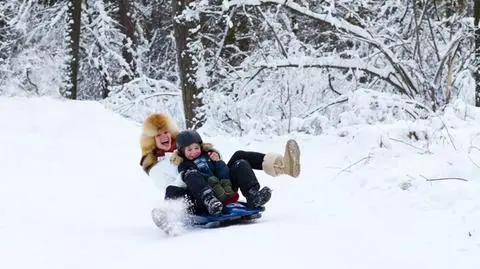 "Włożyć ze trzy pary spodni i na sanki marsz!"