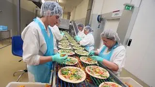 Ekologiczna pizza produkowana jest w jednej z włoskich fabryk