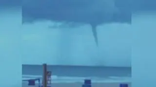 Tornado na Cocoa Beach