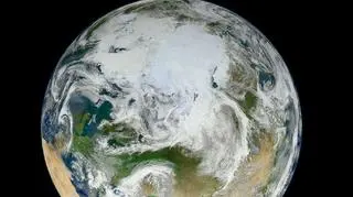 Arktyka widziana z kosmosu (NASA)