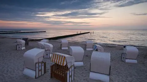 Deszczowa aura nad morzem i na Mazurach