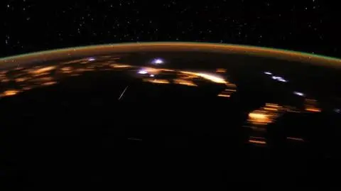Tak deszcz meteorów wygląda z kosmosu