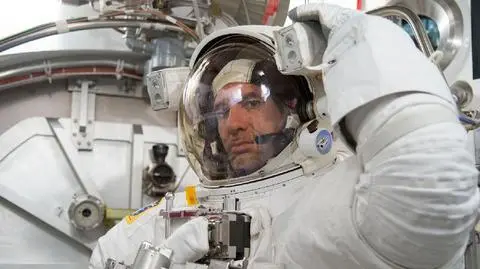 Trzeba było przerwać spacer kosmiczny: woda pojawiła się w hełmie astronauty