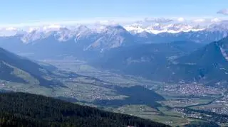 Panorama wzniesień w okolicach Innsbrucka