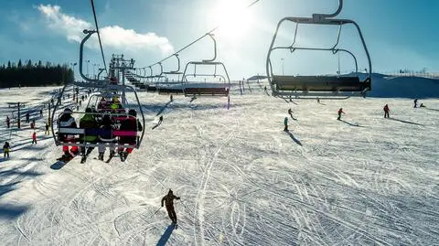 Stoki narciarskie będą otwarte. Co o wpływie pogody na transmisję SARS-CoV-2 mówią badania?