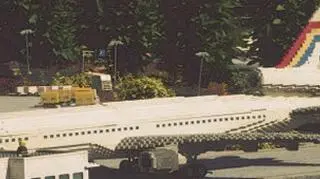 Samolot z klocków lego w Legolandzie w ...