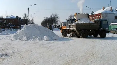 Nie zapłacili za odśnieżanie. Dostaną śnieg z powrotem