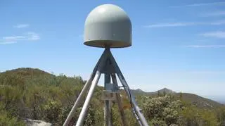 Stacje GPS wzbogacono o zestaw czujników meteorologicznych i sejsmicznych