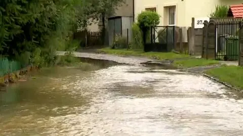 "Nie spałam, bo ta pogoda mnie przerażała". Na Dolnym Śląsku padało przez wiele godzin