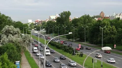 Pogoda na ogół dopisze kierowcom, choć miejscami pokropi