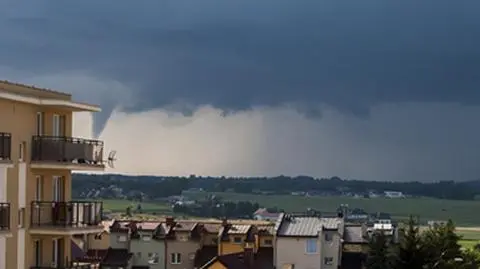 Lej trąby powietrznej widziany z Tczewa