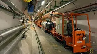 Długi na 27 km tunel LHC