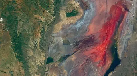 Jezioro zaskakuje kolorem