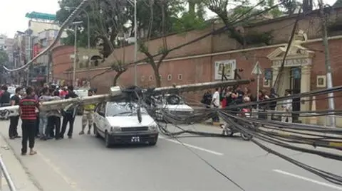 "Wielka panika, musieliśmy uciekać". Zdjęcia Reportera 24 po trzęsieniu ziemi w Nepalu