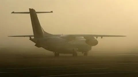 Gęste mgły. Na lotnisku w Goleniowie mogą być problemy z lądowaniem