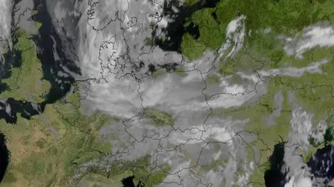 Nadchodzą ulewy. Zaleje północ i południe