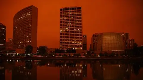 Pożary w Kalifornii zmieniły niebo na czerwone. "Jak scena z Marsa" 
