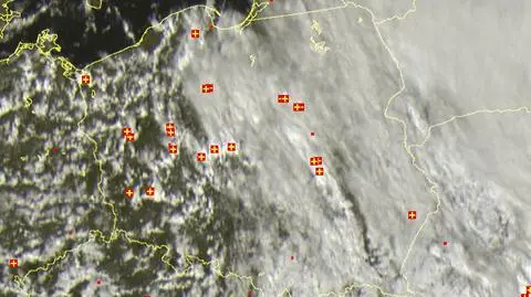 Burze nad Polską około godz. 15.15 