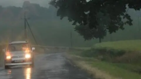 Warunki na części dróg będą trudne