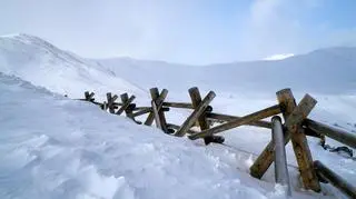 W górach od 50 do 130 cm białego puchu