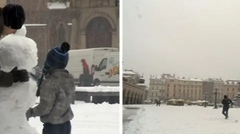 Wielkanocny bałwanek stanął na krakowskim rynku