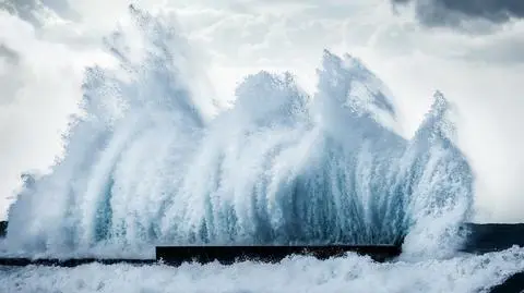Fala o wysokości 190 metrów. Co wywołało jedno z największych tsunami