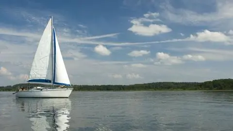 Słońce i wysokie temperatury będą zachęcać do aktywnego wypoczynku nad polskimi jeziorami