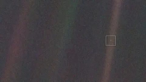 Niemal niewidoczna kropka, a nasz cały świat