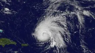 Ophelia mknie na Kanadę