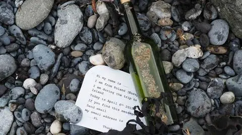 List, który znajdował się w butelce nie był w całości do odczytania