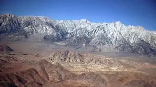 Część pasma Sierra Nevada ze szczytem Mt. Whitney