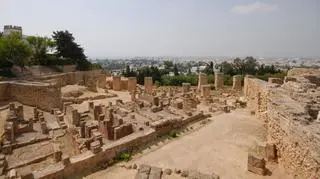 Ruiny starożytnej świątyni w Tunezji